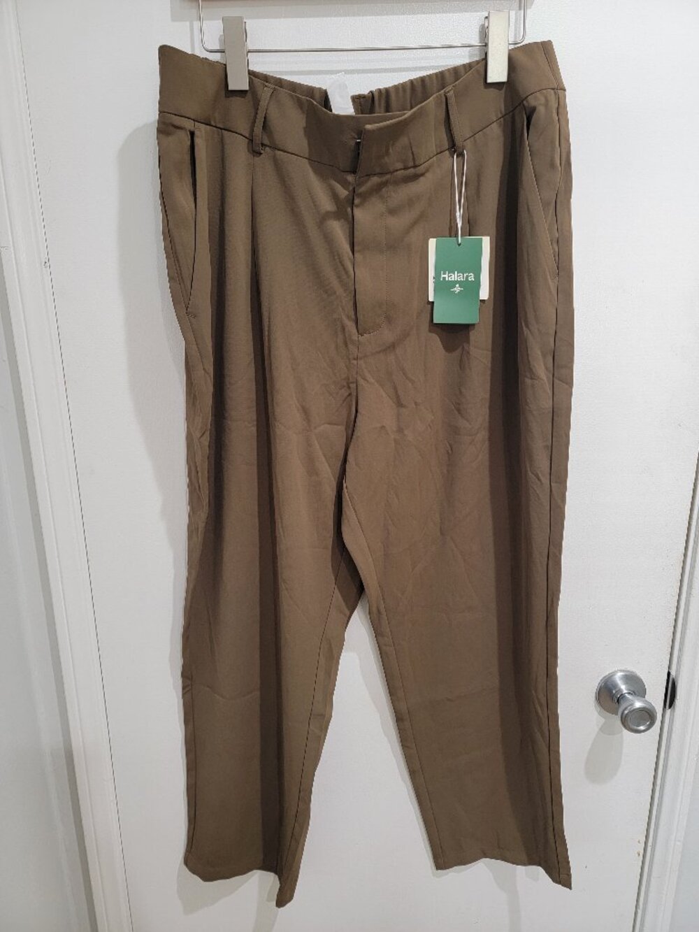 Halara Flex™ High Waisted Pocket Solid Work Tapered Pants